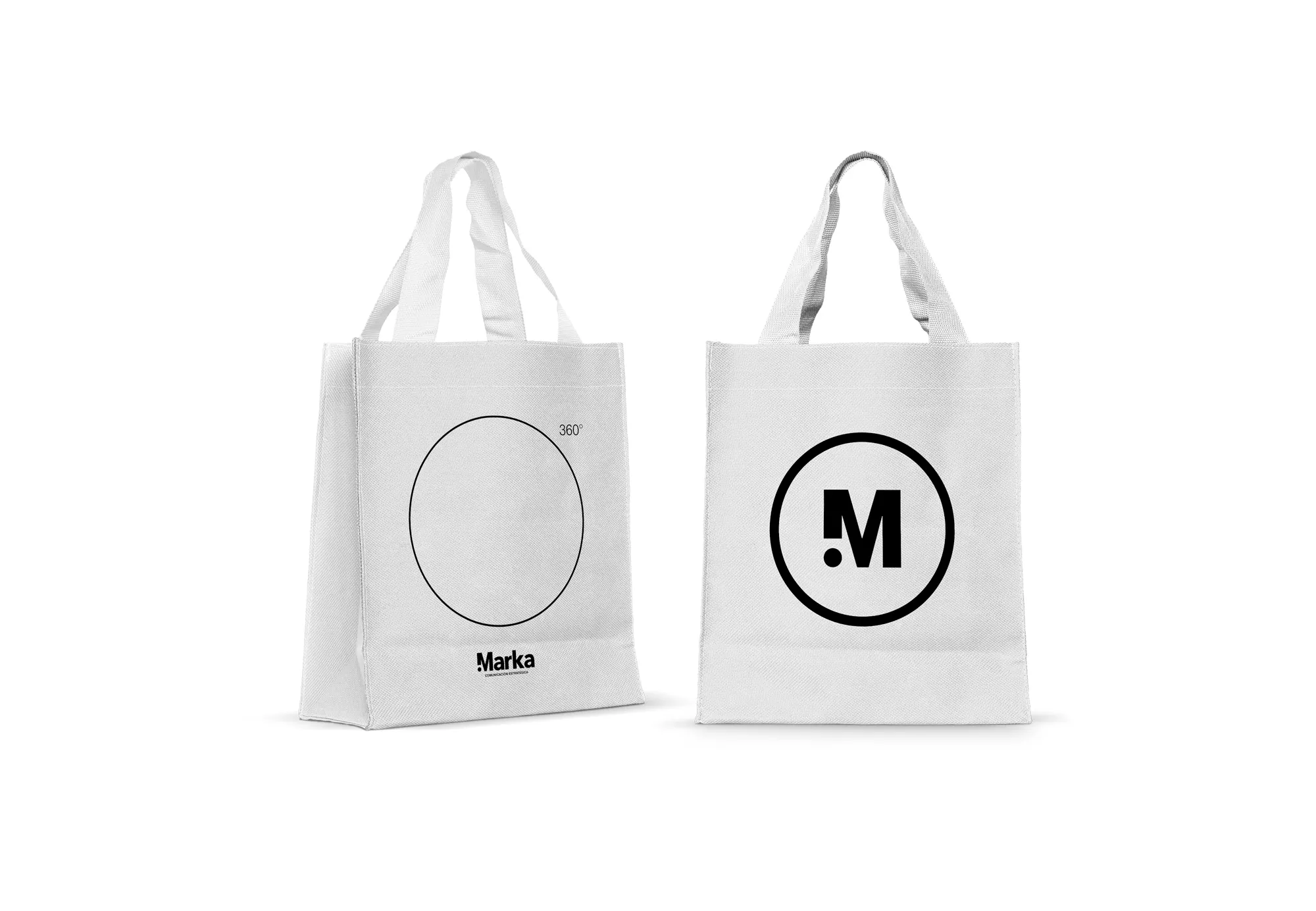 Bolsas de cambrela diseñadas para Marka Comunicación Estratégica en Cumbayá